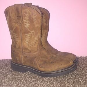 Ariat cowboy boots size 7D